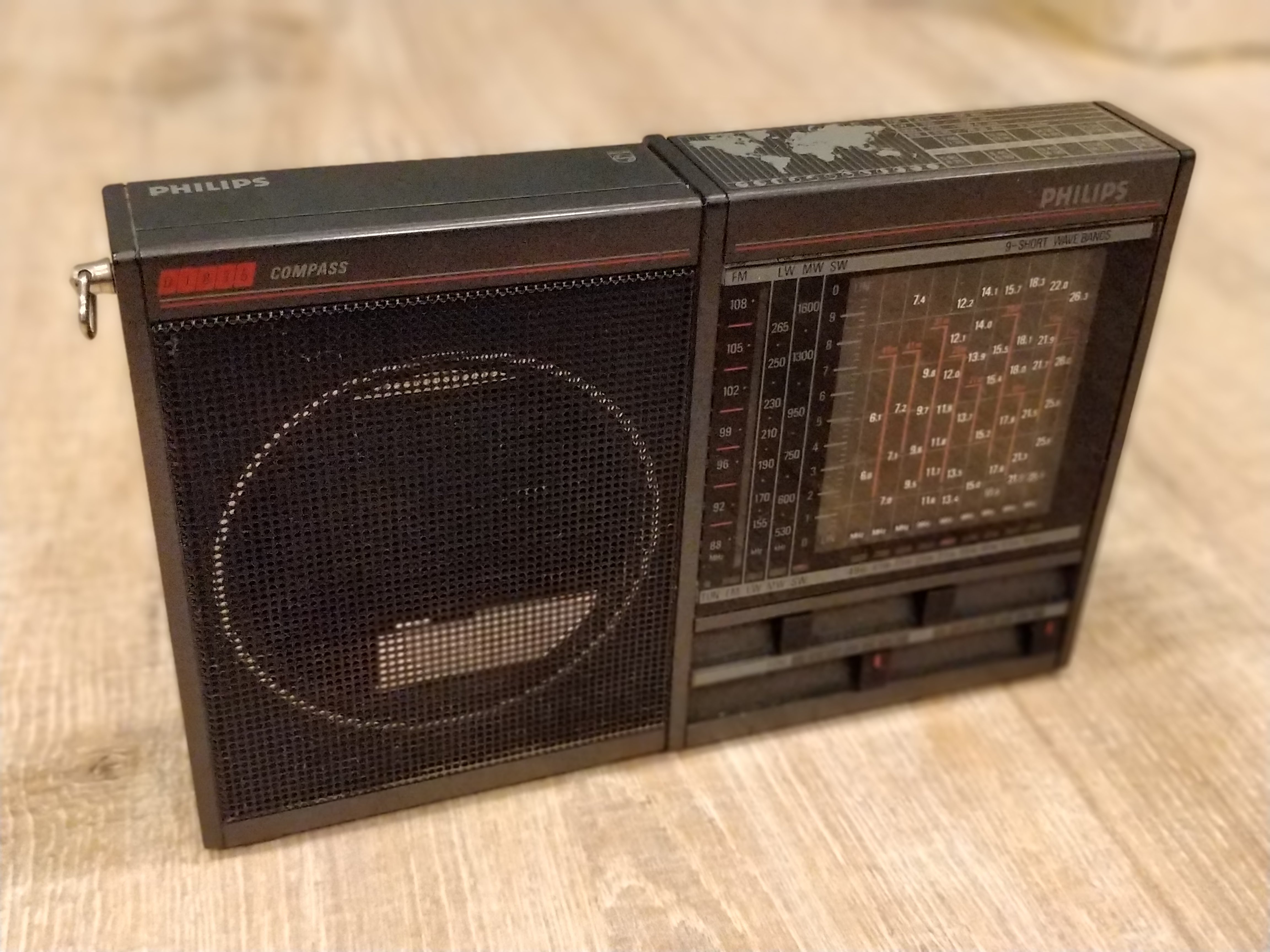 Philips D-1835 Internet Radio